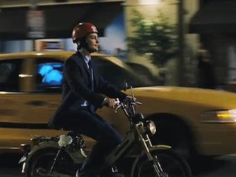 Стоп-кадр из фильма «Человек-паук: враг в отражении».